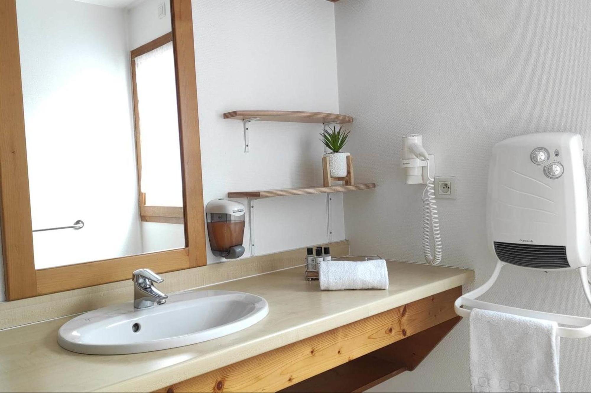 Apartment Cosy Du Birdie 4 Pers Avec Piscine Giez